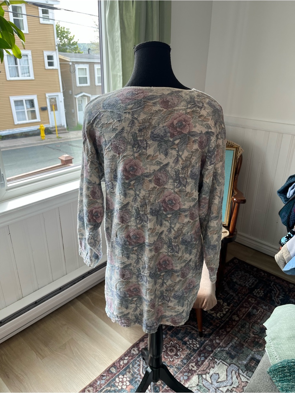 Women’s Vintage Cozy Cottagecore Floral Sweater M - Picture 2 of 4